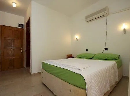 فندق Koz Eren 2*