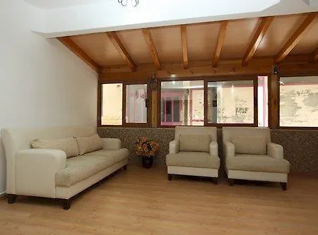 فندق Koz Eren 2*