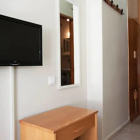 Koz Eren Hotel Çeşme