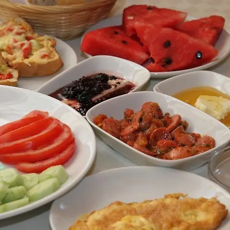 Koz Eren Hotel Çeşme