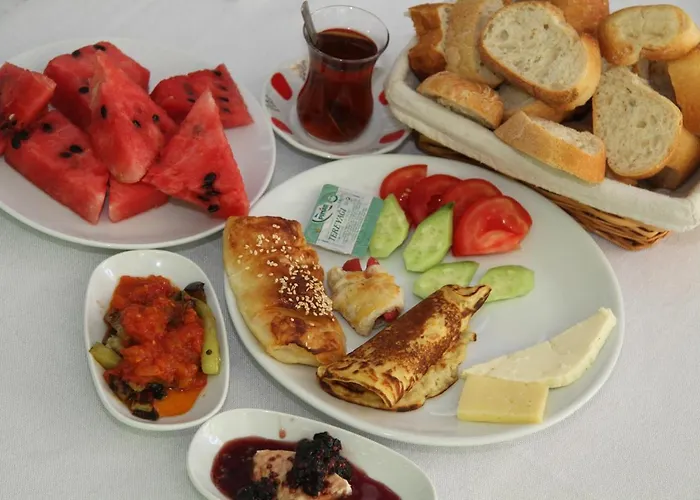 Koz Eren ホテル 2*