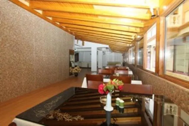 ホテル Koz Eren Çeşme